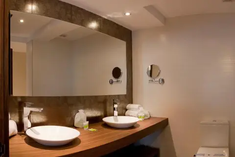 Hotel Os Olivos in Bergondo — foto 7