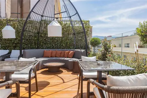 Adia Aluma Athens Curio Collection by Hilton in Athene — foto 14
