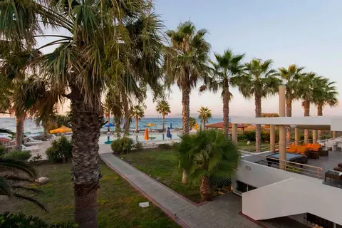 Irina Beach Hotel in Zipari, foto 23