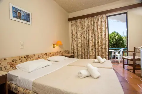 Muses Hotel in Faliraki — foto 5