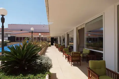 Hotel Palas in Petrovac na Moru — foto 12