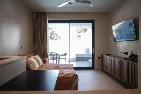 Royal Hotel and Suites in Δημοτική Ενότητα Παλλήνης — foto 15
