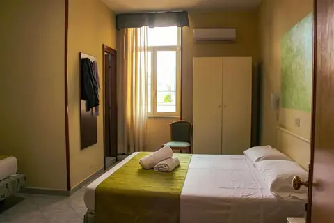 Hotel Garden Napoli in Napels