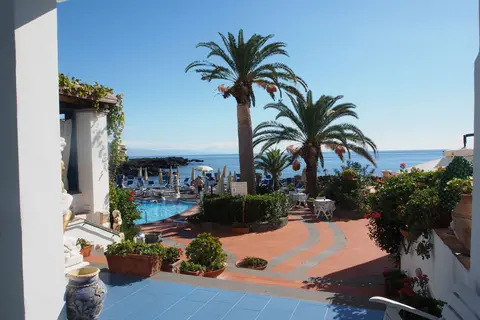 Hotel Arathena Rocks in Giardini-Naxos — foto 9