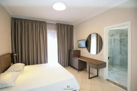 Regina Blu in Vlorë — foto 2