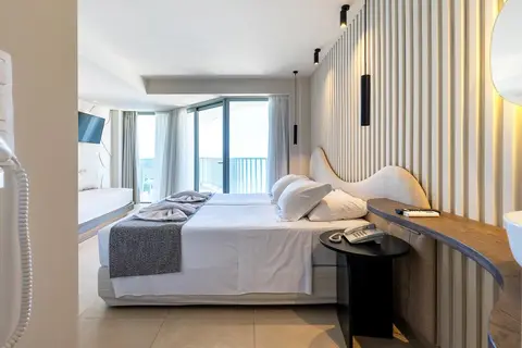 Alia Beach Hotel in Chersonissos — foto 4