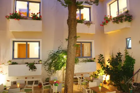 Sofia Hotel in Πλακιάς