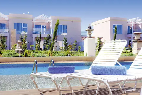 Sandy Beach & Villas in Δήμος Γεωργίου Καραϊσκάκη — foto 29