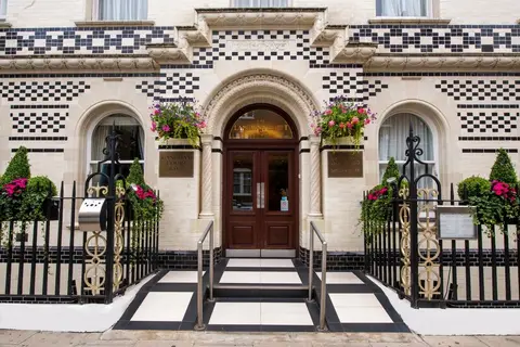 Gem Langham Court Hotel in Londen