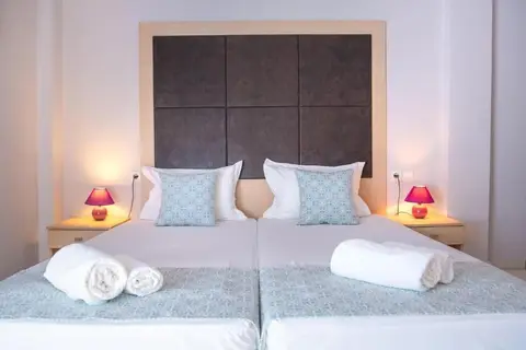 Christof Studios & Rooms in Αγία Γαλήνη — foto 11