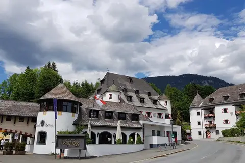 Family Hotel Schloss Rosenegg in Fieberbrunn — foto 2