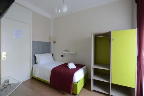 Hotel Tourist Turijn in Turijn — foto 3