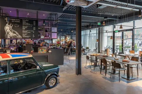 Moxy London Heathrow Airport in Londen — foto 5