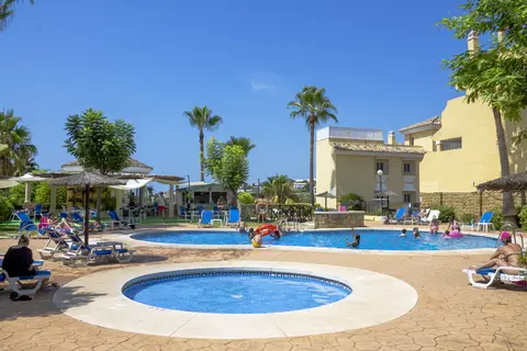 AT Colina del Paraiso - inclusief huurauto in Benahavís — foto 3