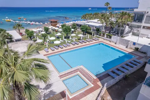 Iliada Beach Hotel in Παραλίμνι — foto 18