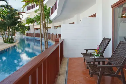 Arinara Bangtao Beach Resort in ตำบลเชิงทะเล — foto 6