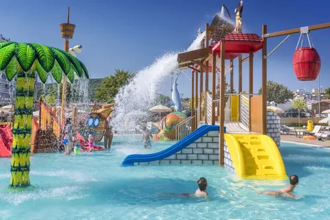 Sorra Daurada Splash in Malgrat de Mar — foto 4