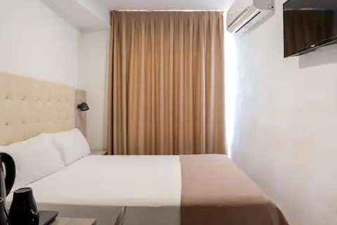 Hotel Queens in Benidorm — foto 2