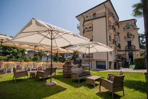 Hotel Flora Stresa in Stresa