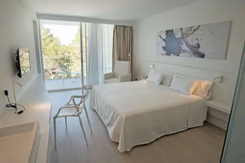 Els Pins Resort & Spa in Cala de Bou — foto 13