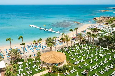Sunrise Beach Hotel in Παραλίμνι — foto 19