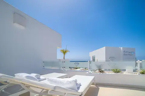 Lanis Suites De Luxe Adults Only in Tías — foto 28