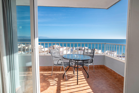 Appartementen Palm Beach Club Carihuela in Bouzeguene — foto 32