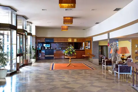 NH Sintra Centro in Casal de Cambra — foto 3