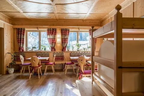 Hotel Astoria in Canazei - Cianacei — foto 7