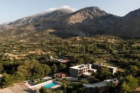 Idi Hotel in Zaros