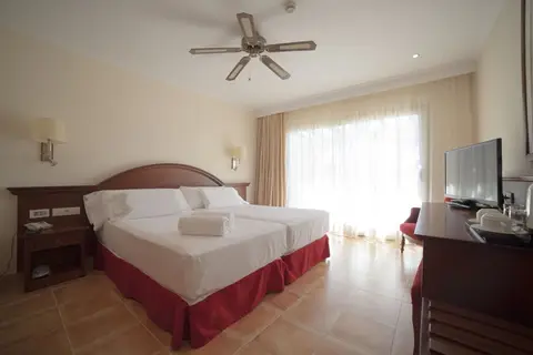 Valentin Star Hotel in Ciutadella — foto 2