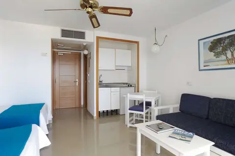 Aparthotel Nereida in Sant Josep de sa Talaia, foto 12