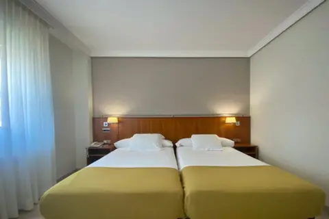 Hotel Ciudad de Compostela in Santiago De Compostela — foto 13