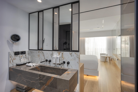 Ethereal White Hotel foto 16