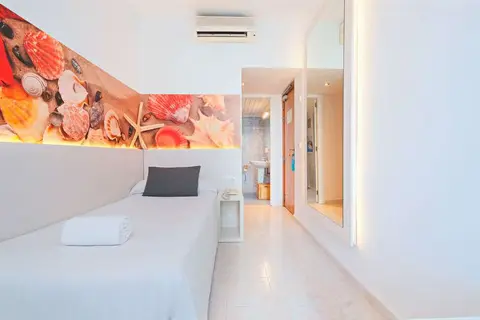 AzuLine Hotel Pacific in Sant Antoni de Portmany — foto 10