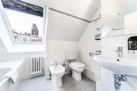 Upper Room in Berlijn — foto 18