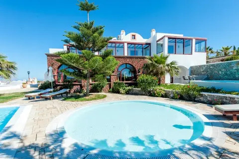 Maison Des Lys Luxury Suites in Δημοτική Ενότητα Θήρας — foto 12
