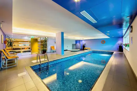 Ramada Plaza by Wyndham Dubai Deira in ديرة — foto 10