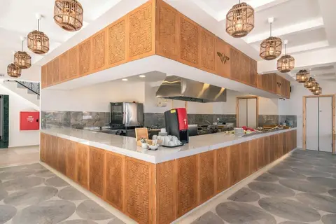 Golden Bee Lifestyle Hotel in Δημοτική Ενότητα Μαλίων — foto 19