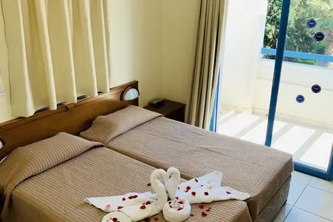 Kefalonitis in Paphos, foto 15