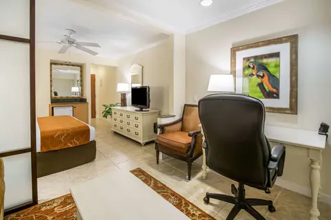 Comfort Suites Paradise Island in New Providence — foto 24