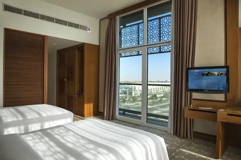 Yas Plaza Marina in جزيرة ياس — foto 8