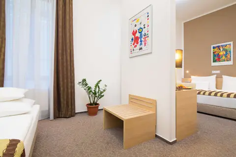 Hotel Pav in Praag — foto 19