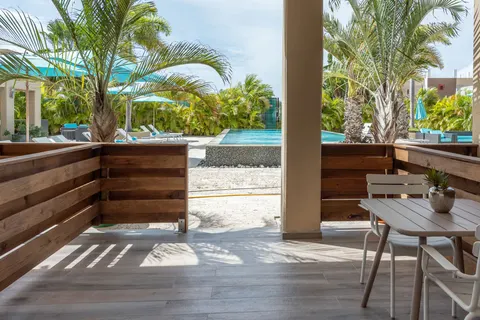 Fly & Go The Kontiki Beach House foto 12