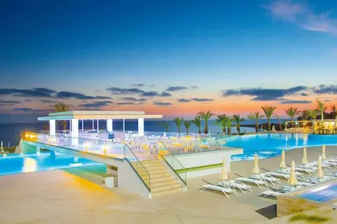 The King Evelthon Beach Hotel & Resort in Hlorakas — foto 23