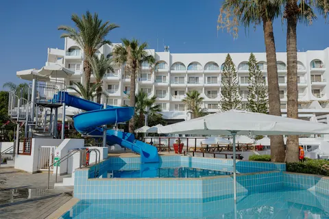 Hotel Golden Coast Beach in Paralimni — foto 14