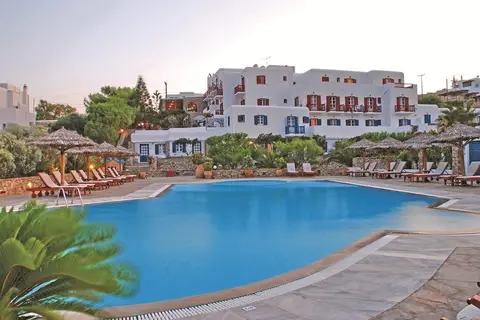 Kamari Hotel in Πλατύς Γιαλός — foto 7
