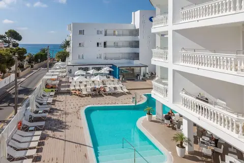 Hotel Triton Beach in Cala Ratjada — foto 11