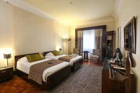 Hotel Britania Art Deco in Almada — foto 9