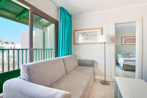 Gloria Ízaro Club Hotel in Puerto del Carmen — foto 12